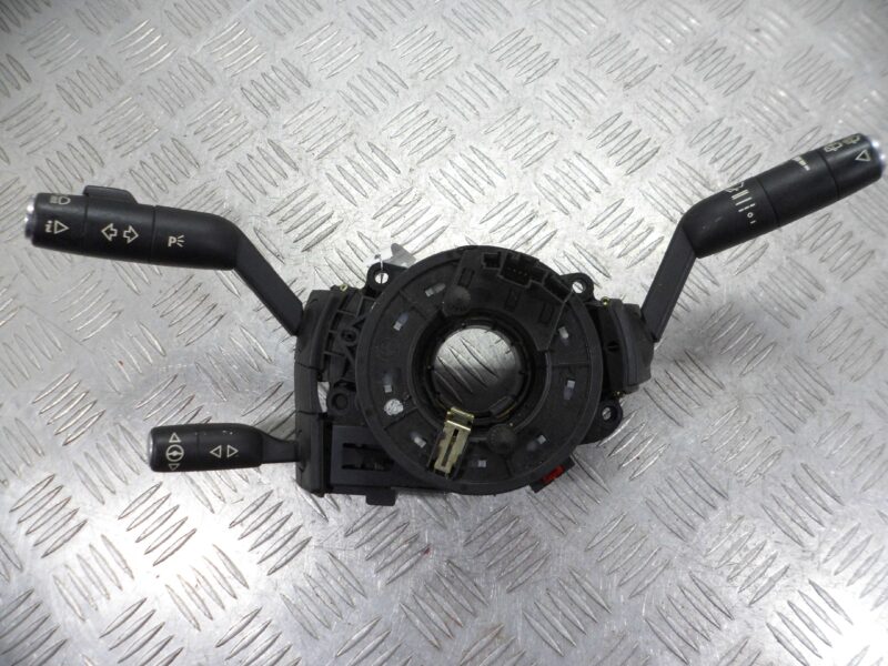 Изображение товара 60255 - 00060255 pereklyuchatel podrulevoj (strekoza) Audi Q7