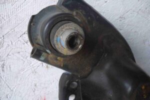 Изображение товара 61567 - 00061567 balka perednyaya Pontiac Vibe 2