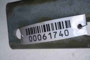 Изображение товара 61740 - 00061740 petlya kapota pravaya Pontiac Vibe 3