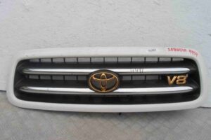 Изображение товара 61990 - 00061990 reshetka radiatora Renault Scenic