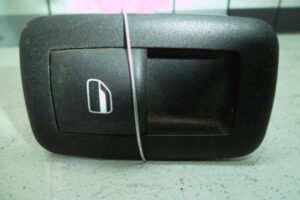 Изображение товара 62325 - 00062325 knopka steklopodemnika Hyundai H1 3