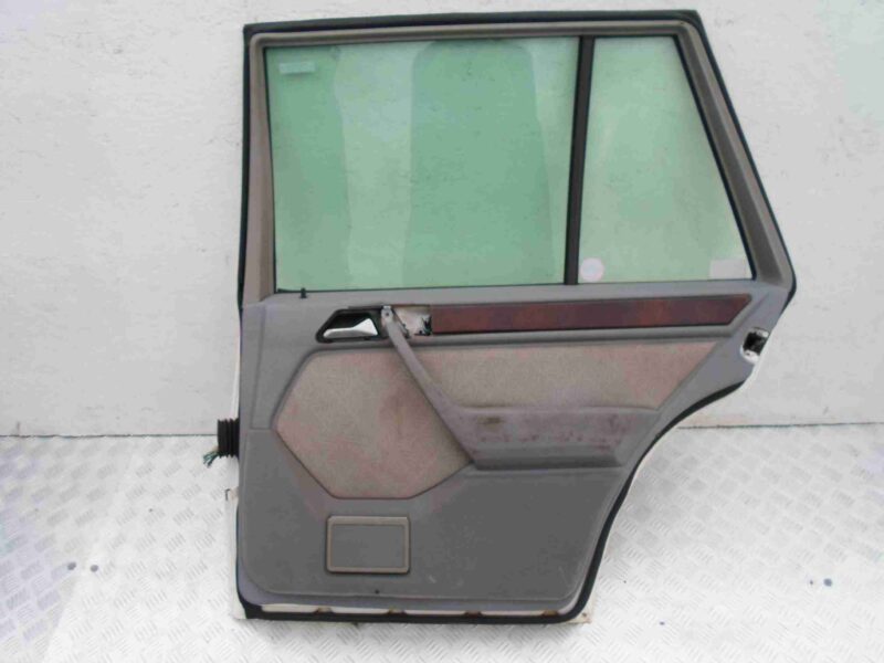 Изображение товара 62332 - 00062332 dver zadnyaya pravaya Ford Focus