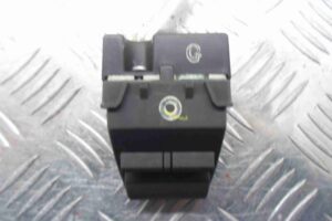 Изображение товара 62408 - 00062408 knopka avarijnoj signalizatsii Subaru Tribeca 1