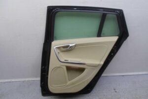 Изображение товара 62772 - 00062772 dver zadnyaya pravaya Volkswagen Golf 1
