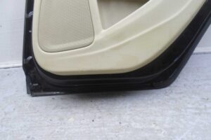 Изображение товара 62772 - 00062772 dver zadnyaya pravaya Volkswagen Golf 2