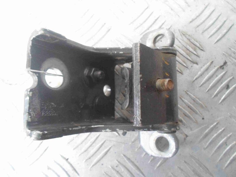 Изображение товара 62845 - 00062845 petlya dveri zadnyaya BMW 4 Series