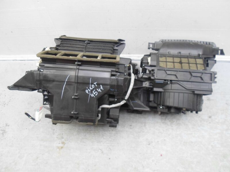 Изображение товара 63248 - 00063248 korpus otopitelya (pechki) Volkswagen Amarok