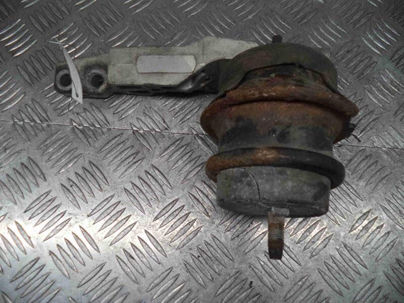 Изображение товара 63477 - 00063477 podushka krepleniya dvigatelya Toyota Hiace