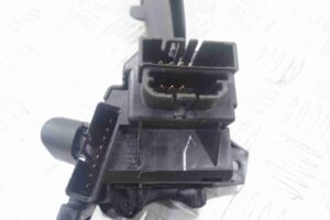 Изображение товара 63525 - 00063525 pereklyuchatel podrulevoj (strekoza) Toyota Venza