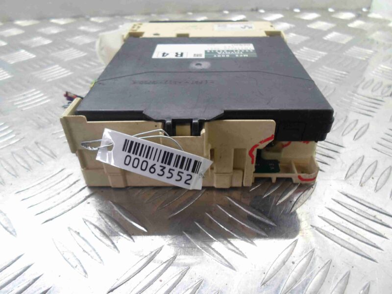 Изображение товара 63552 - 00063552 blok predokhranitelej Subaru Legacy
