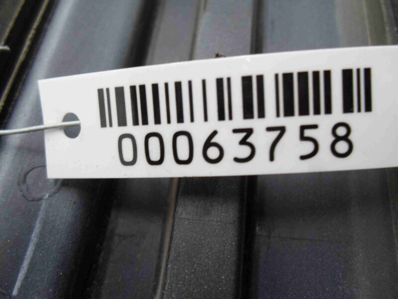 Изображение товара 63758 - 00063758 nakladka dveri (molding) Porsche Macan