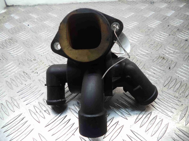 Изображение товара 63938 - 00063938 korpus termostata Toyota Land Cruiser