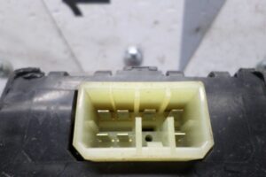 Изображение товара 64075 - 00064075 blok upravleniya podveskoj Hyundai Santa Fe 1