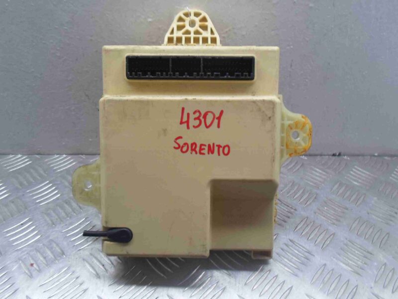 Изображение товара 64410 - 00064410 blok predokhranitelej Audi TT