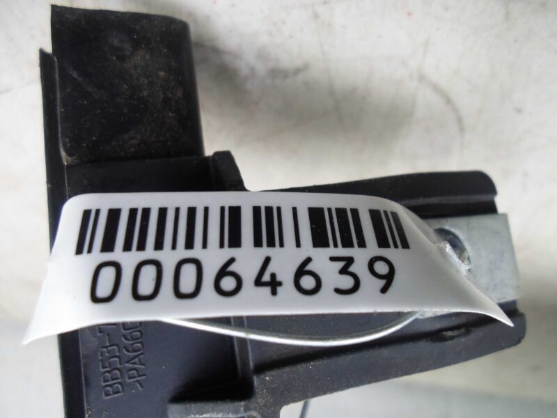 Изображение товара 64639 - 00064639 steklo dveri zadnej levoj Skoda Yeti 1