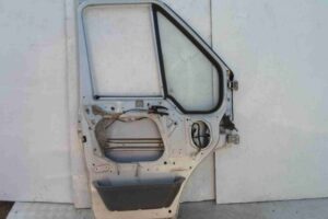 Изображение товара 64702 - 00064702 dver perednyaya levaya Mitsubishi L200 2