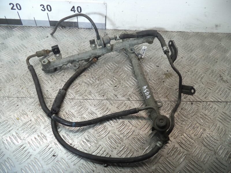 Изображение товара 64780 - 00064780 toplivnaya rampa Renault Scenic