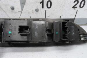 Изображение товара 64804 - 00064804 knopka steklopodemnika 3