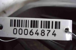 Изображение товара 64874 - 00064874 kryshka dvigatelya dekorativnaya Peugeot 306 1