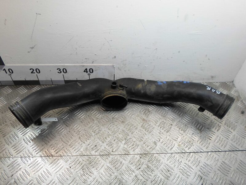 Изображение товара 65075 - 00065075 patrubok Toyota Matrix