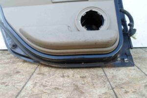 Изображение товара 255126 - 00065089 dver zadnyaya levaya Toyota Venza 2