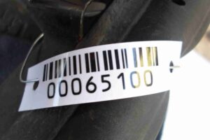 Изображение товара 65100 - 00065100 planka pod kapot Toyota Venza 1
