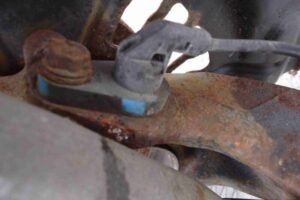 Изображение товара 65710 - 00065710 kulak povorotnyj levyj Subaru Legacy 2