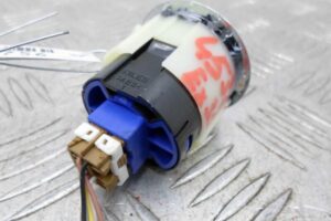 Изображение товара 65756 - 00065756 knopka salona Toyota Hiace 3