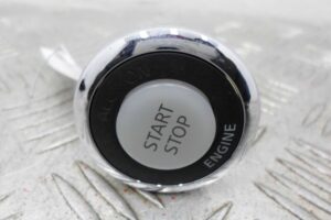 Изображение товара 65756 - 00065756 knopka salona Toyota Hiace