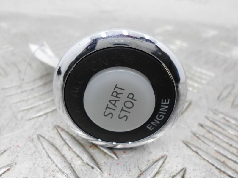 Изображение товара 65756 - 00065756 knopka salona Toyota Hiace