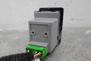 Изображение товара 65757 - 00065757 USB port Volkswagen Amarok 2