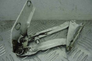 Изображение товара 65821 - 00065821 petlya kapota levaya Toyota Celica 3