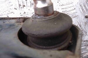 Изображение товара 65995 - 00065995 rychag zadnij levyj verkhnij LDV Convoy 2