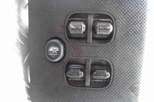 Изображение товара 66077 - 00066077 knopka steklopodemnika Peugeot 207 1