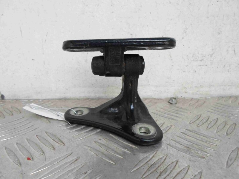 Изображение товара 66226 - 00066226 petlya dveri perednyaya Ford Scorpio