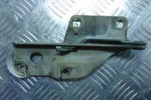 Изображение товара 66409 - 00066409 petlya kapota pravaya LDV Convoy 2