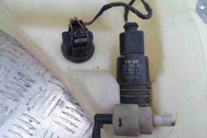Изображение товара 66806 - 00066806 bachok omyvatelya Toyota Corolla Matrix 3