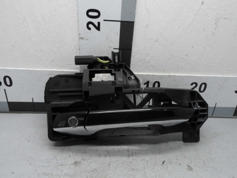 Изображение товара 66849 - 00066849 ruchka naruzhnaya perednyaya levaya Honda Ridgeline