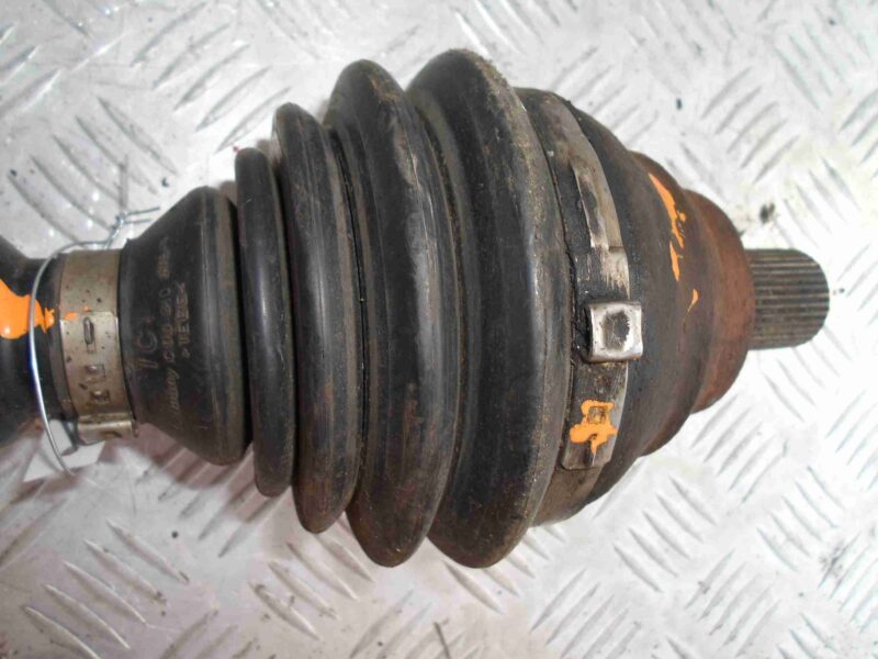 Изображение товара 66947 - 00066947 poluos perednyaya pravaya Volvo S40