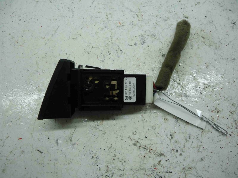 Изображение товара 66955 - 00066955 knopka avarijnoj signalizatsii Citroen C5