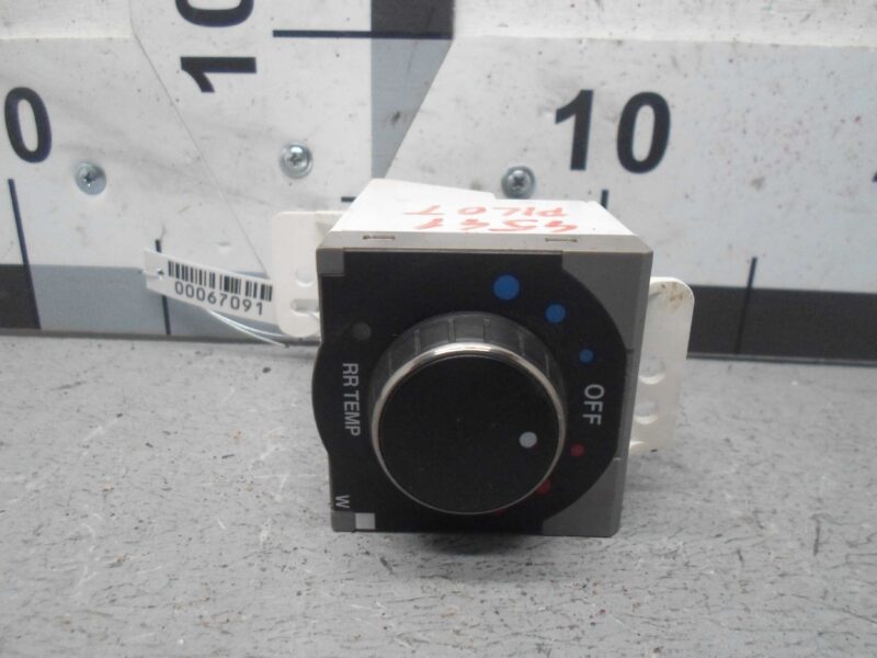 Изображение товара 67091 - 00067091 pereklyuchatel otopitelya Volkswagen Amarok 1