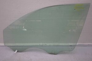 Изображение товара 67210 - 00067210 steklo dveri perednej levoj Toyota Matrix 3