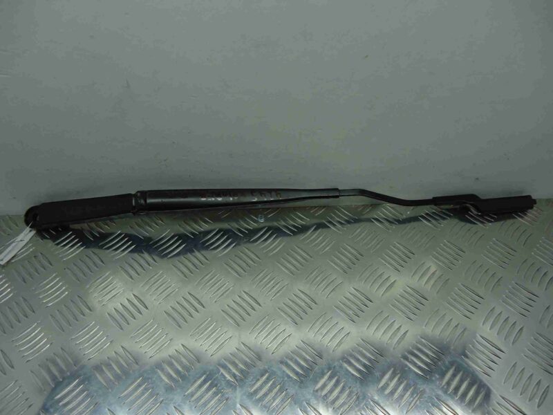 Изображение товара 67256 - 00067256 povodok stekloochistitelya Skoda Yeti