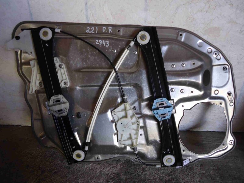 Изображение товара 67575 - 00067575 steklopodemnik perednij pravyj Ford Scorpio