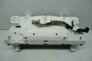 Изображение товара 67671 - 00067671 schitok priborov Subaru Tribeca 1