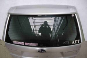 Изображение товара 68037 - 00068037 kryshka bagazhnika Peugeot 107 3