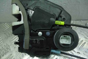 Изображение товара 68152 - 00068152 zamok dveri Chevrolet Blazer 1