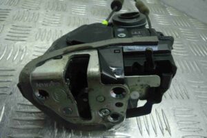 Изображение товара 68152 - 00068152 zamok dveri Chevrolet Blazer 3