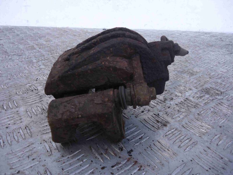 Изображение товара 68160 - 00068160 support perednij levyj Peugeot 207