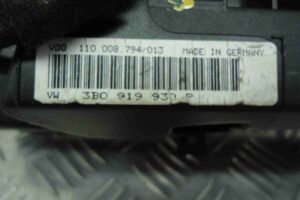 Изображение товара 68180 - 00068180 schitok priborov Volkswagen Fox 2